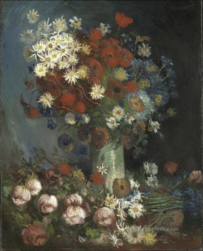 Vincent Van Gogh Painting - Naturaleza muerta con flores de pradera y rosas Vincent van Gogh